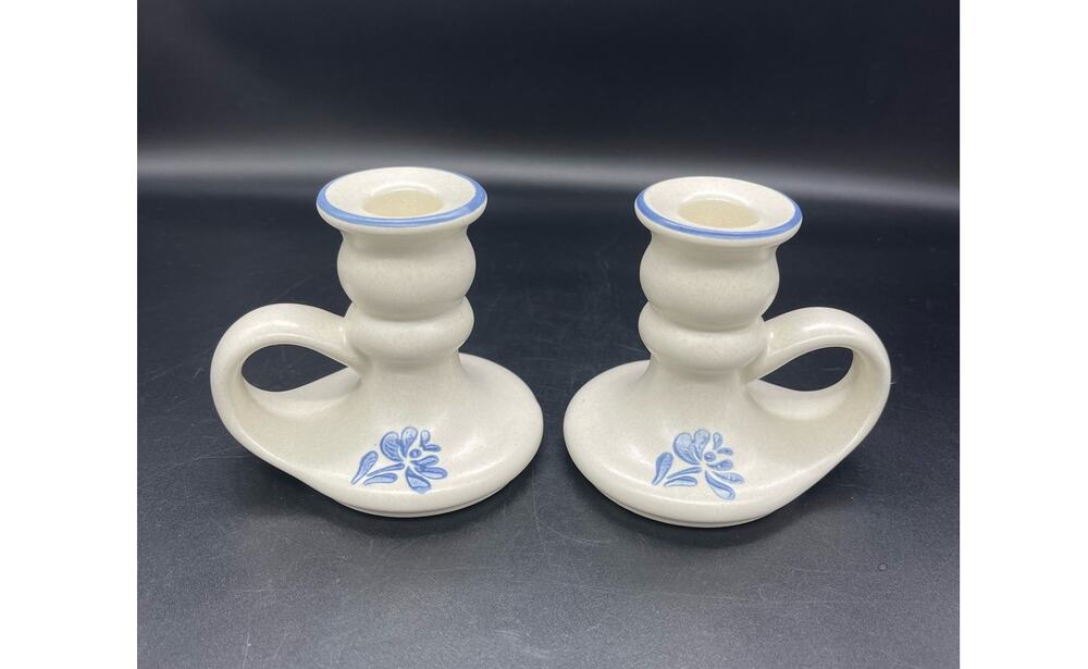 Vintage Pfaltzgraff Yorktowne Pair of Candle Stick Holders 3.75”